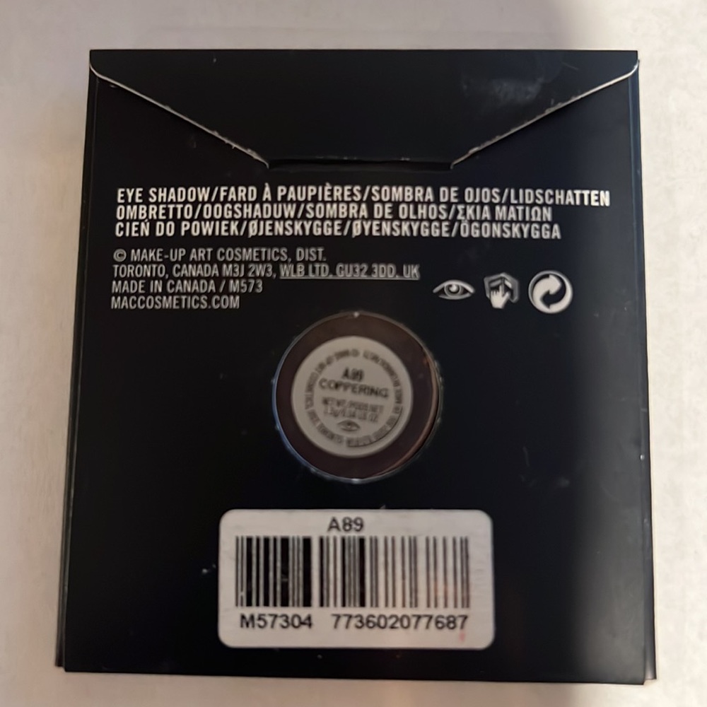 Mac Coppering eye shadow - Picture 2 of 3